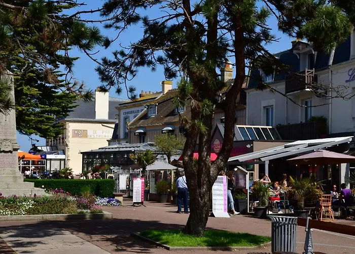 Apartment Avec Loggia - A 200m De La - Parking *