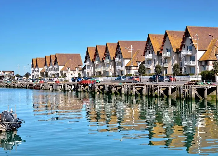 Avec Loggia - A 200m De La - Parking Courseulles-sur-Mer