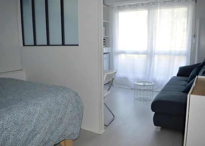 דירה Avec Loggia - A 200m De La - Parking